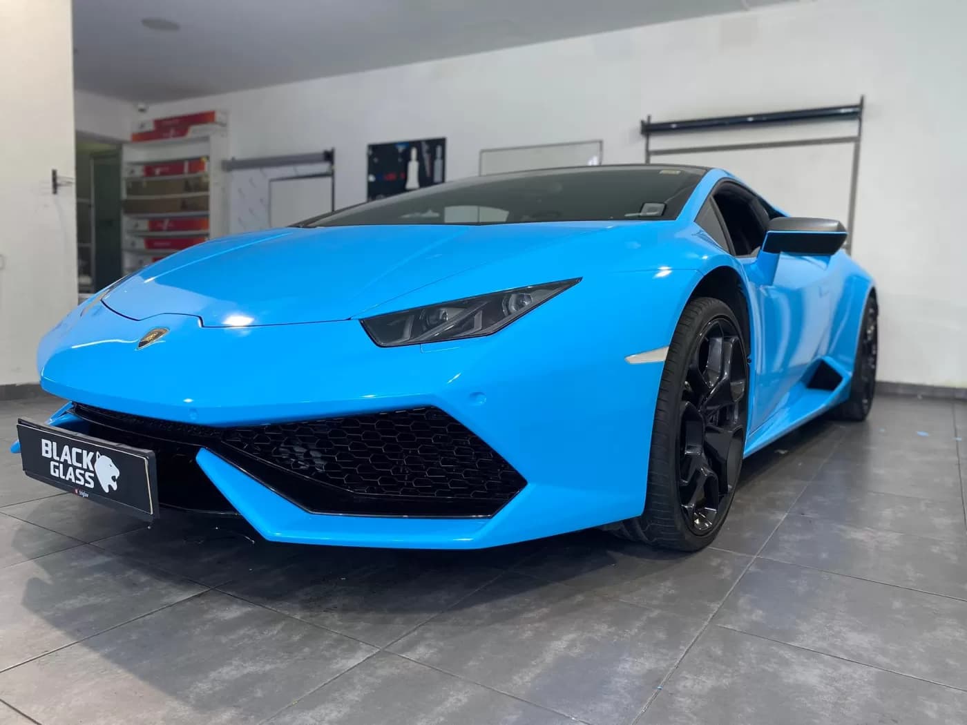 lamborghini huracan sky ble