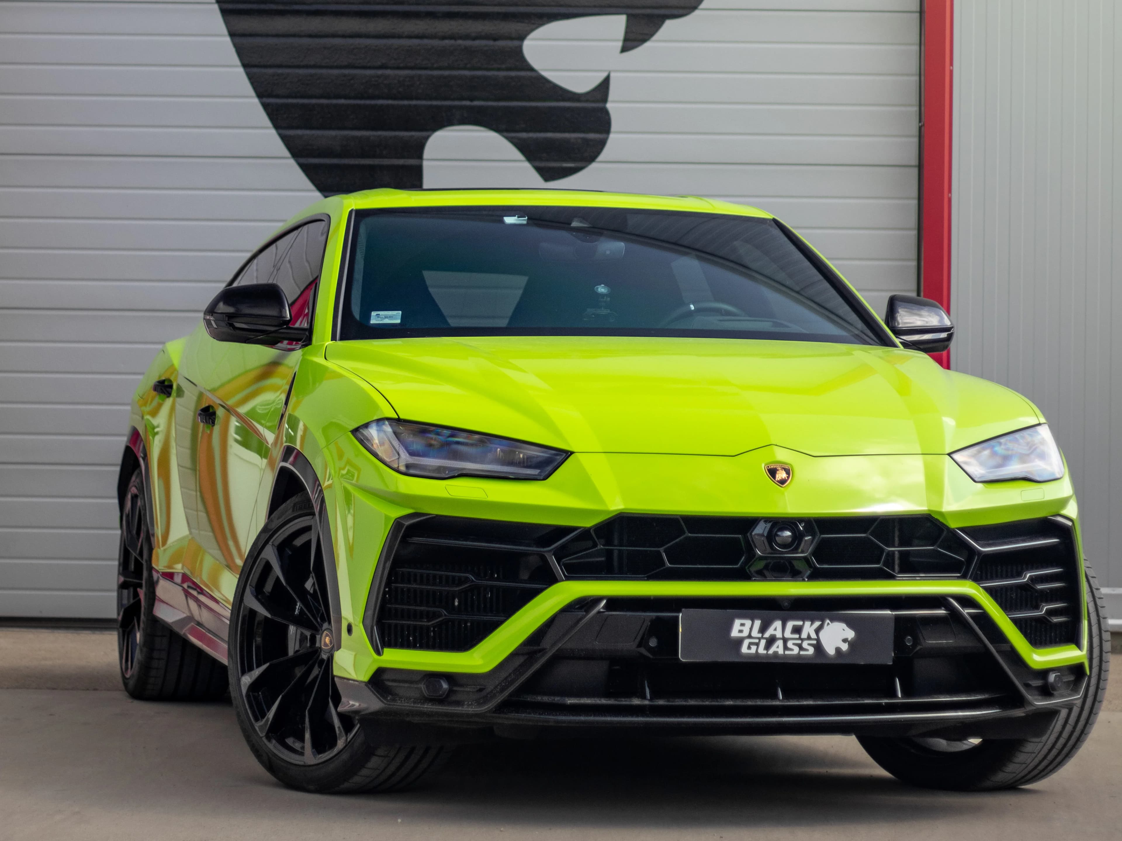 urus lime green
